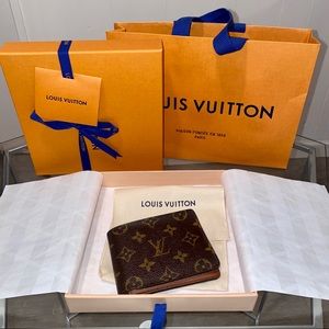 Louis Vuitton Men’s Multiple Wallet